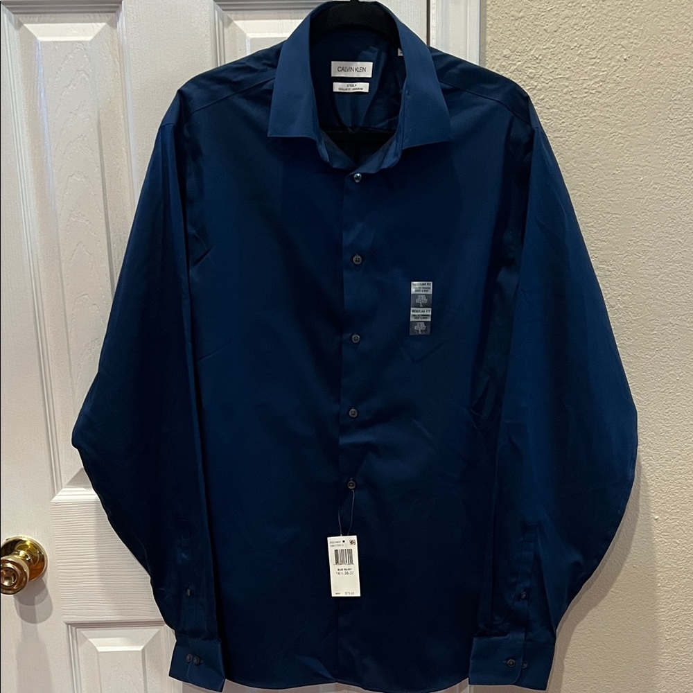 Calvin Klein L/S Steele+ Regular Fit Herringbone Dress Shirt